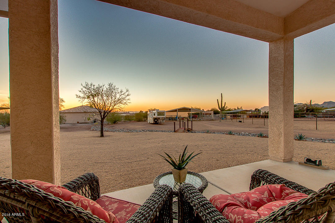 70 North Geronimo Road Apache Junction, AZ 85119 - Photo 48 of 61 58-Geronimo