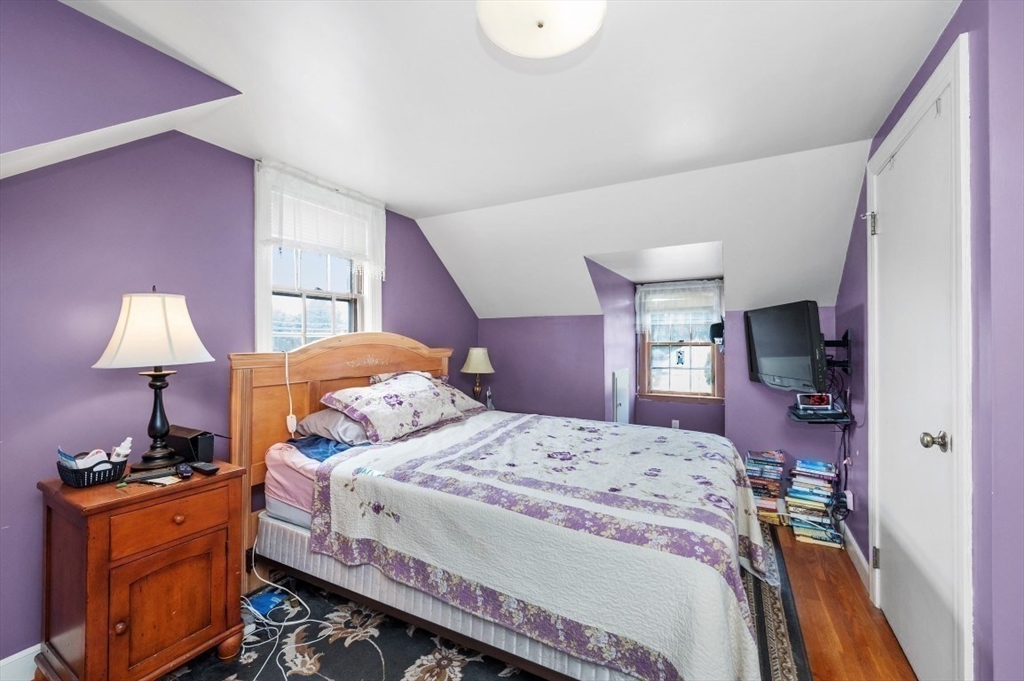 111 Warren Street Waltham, MA 02453 - Photo 23 of 42