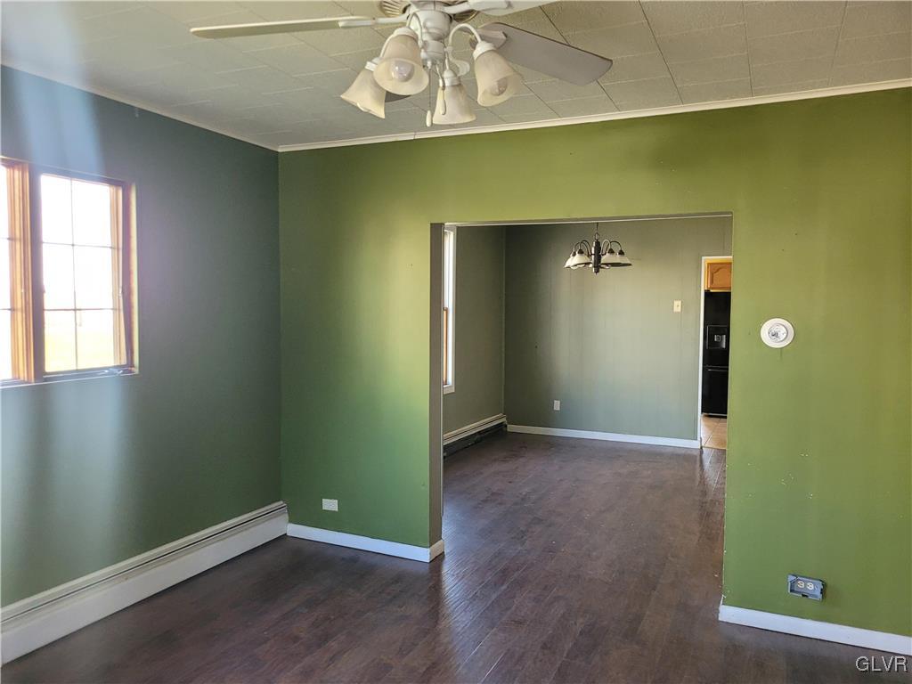 320 North Street Jim Thorpe, PA 18229 - Photo 2 of 11