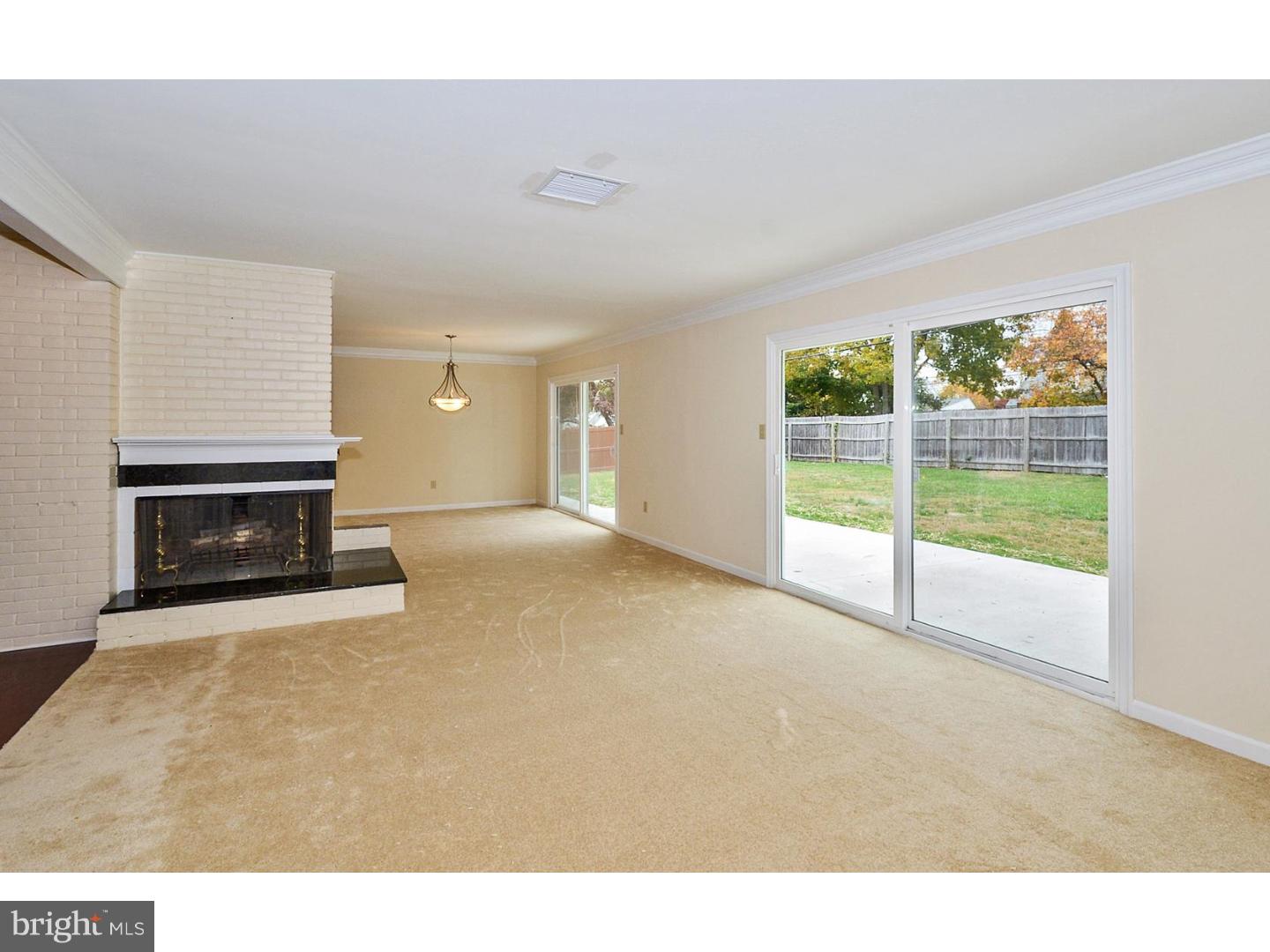 70 Red Berry Road Levittown, PA 19056 - Photo 9 of 25 Living Room