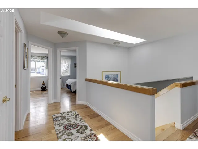 $564,888 | 3205 Southeast Hampton Loop, Troutdale, OR 97060