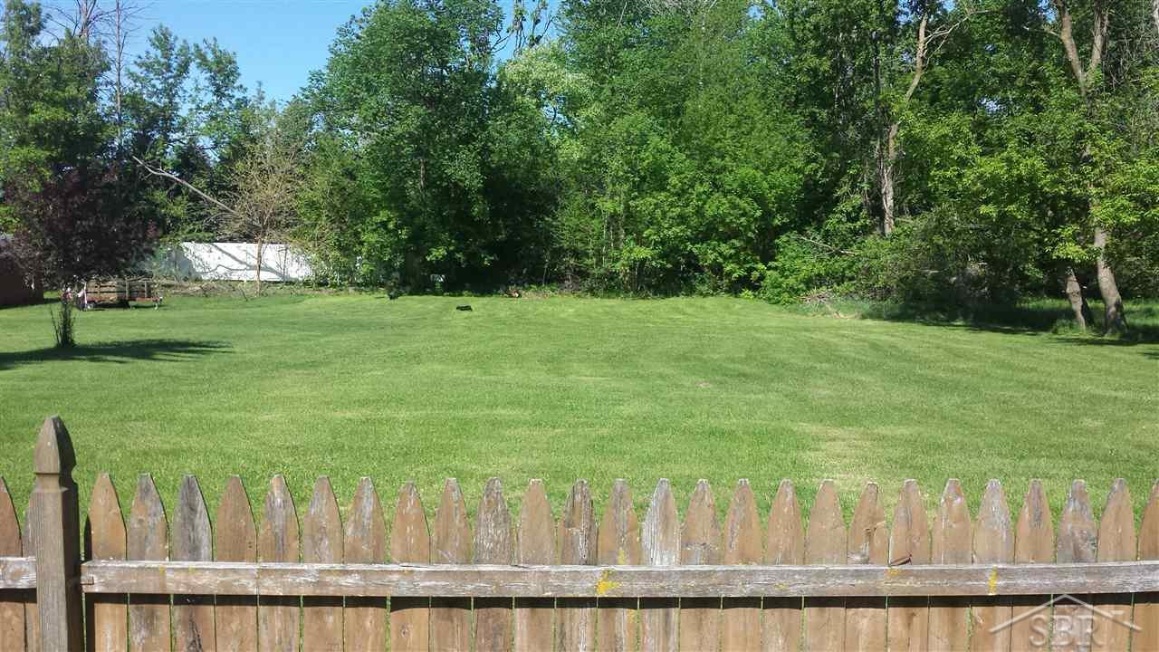 500 Lutzke Road Saginaw, MI 48609 - Photo 5 of 24 31244558-4.JPG