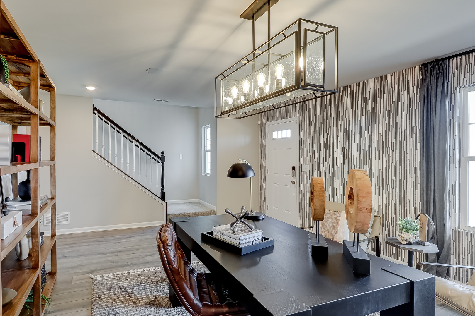 402 Comstock Road South Elgin, IL 60177 - Photo 6 of 32