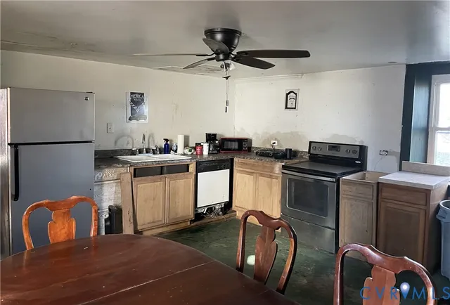 $215,000 | 6750 Lunenburg County Road, Keysville, VA 23947