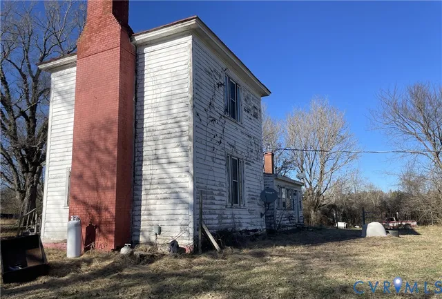 $215,000 | 6750 Lunenburg County Road, Keysville, VA 23947