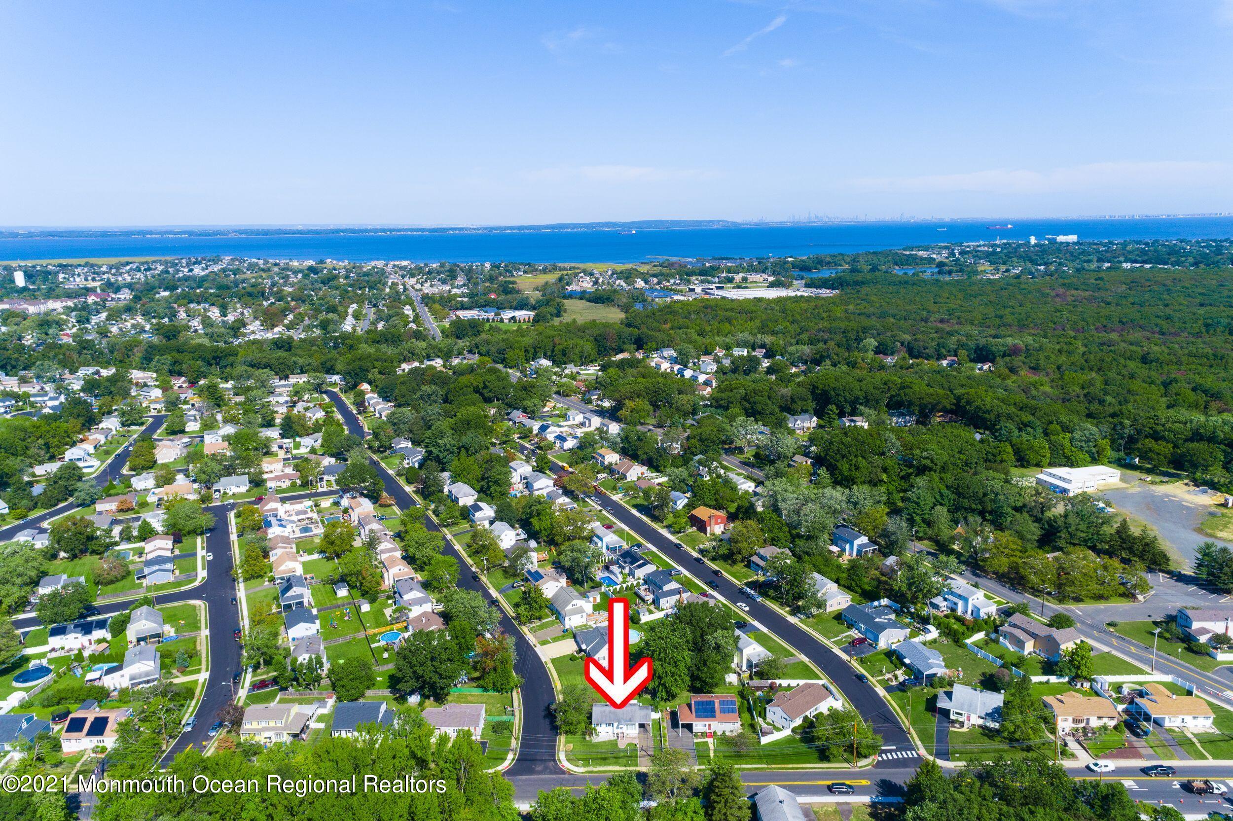 339 Middle Road Hazlet, NJ 07730 - Photo 30 of 42 jhXFzayg