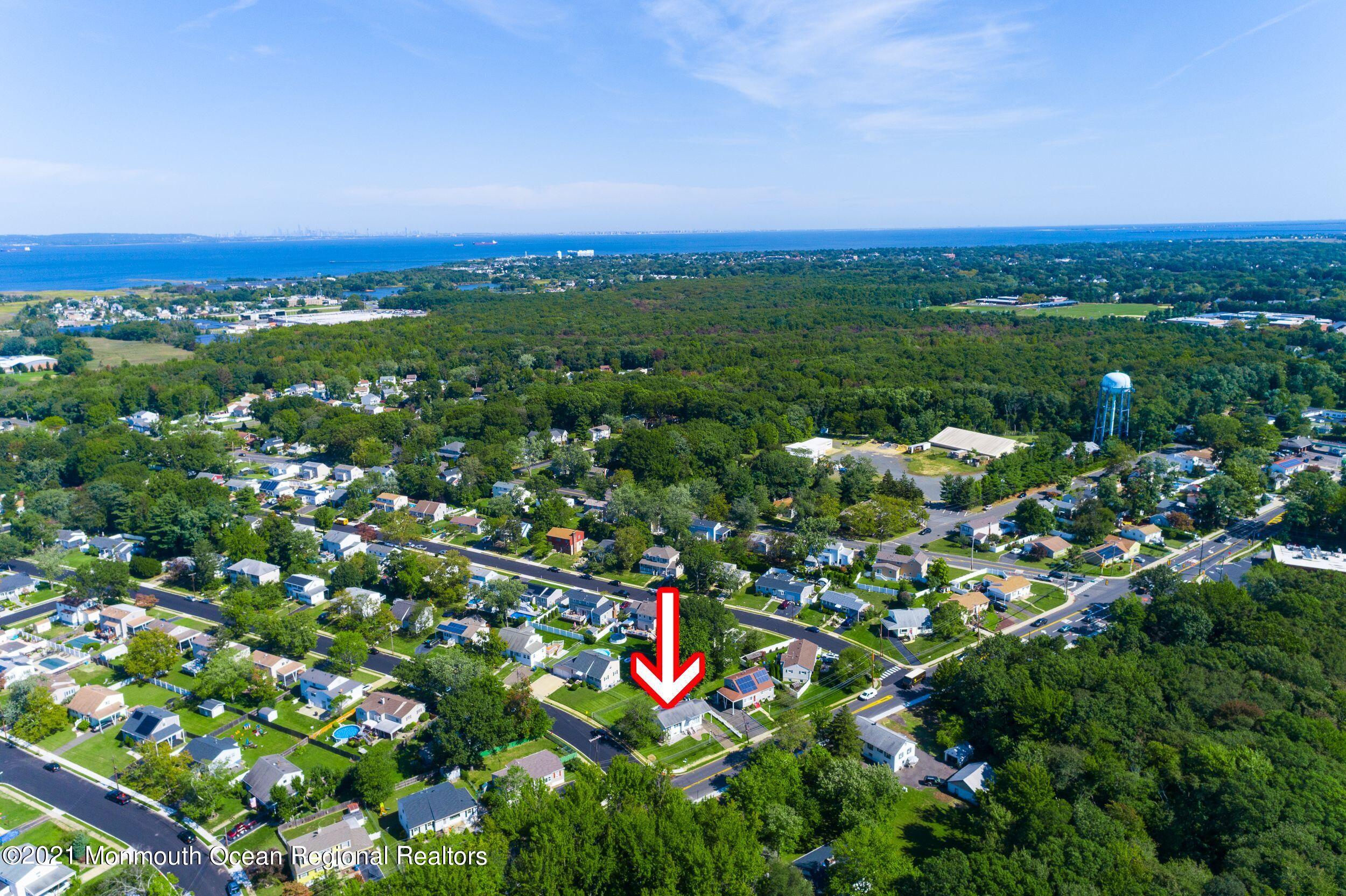 339 Middle Road Hazlet, NJ 07730 - Photo 39 of 42 tBNrqGoQ