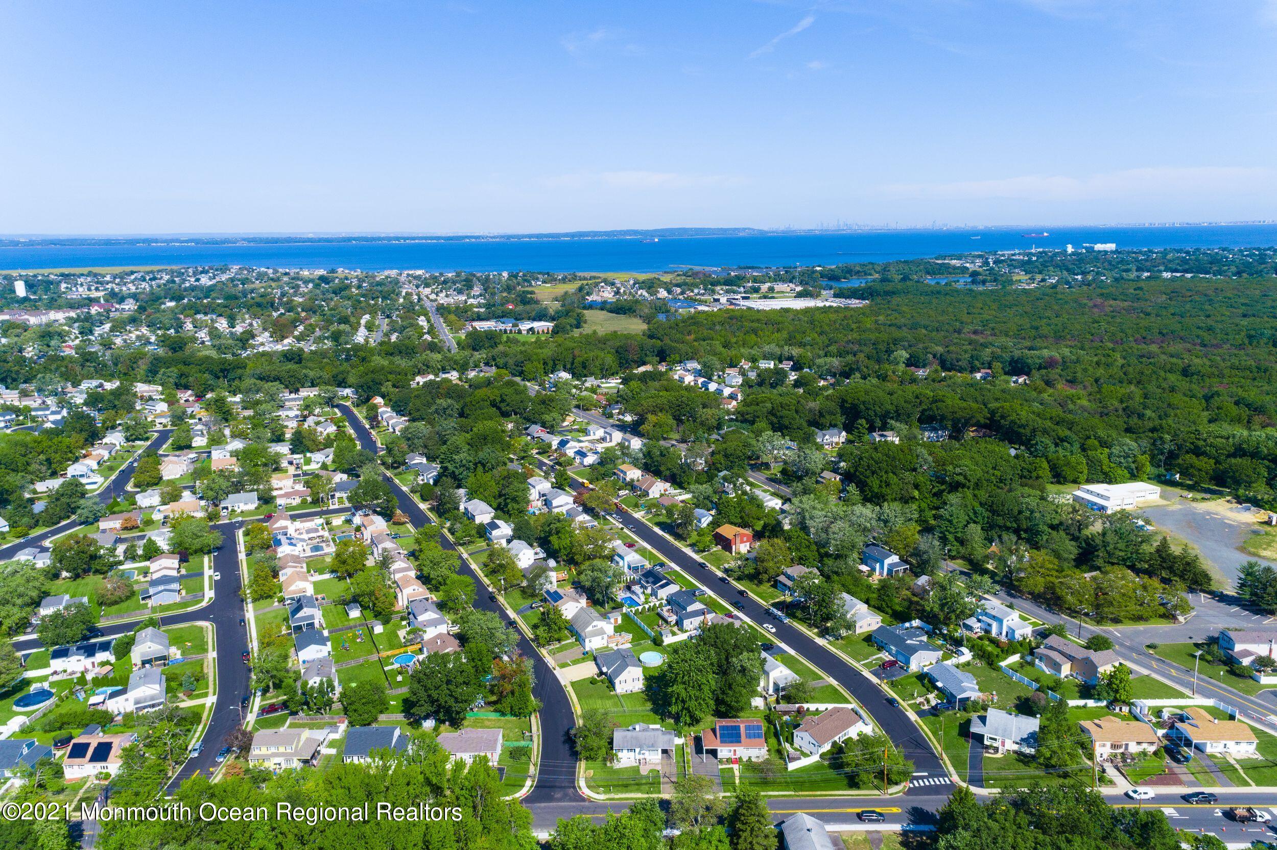 339 Middle Road Hazlet, NJ 07730 - Photo 41 of 42 WsJACLWQ