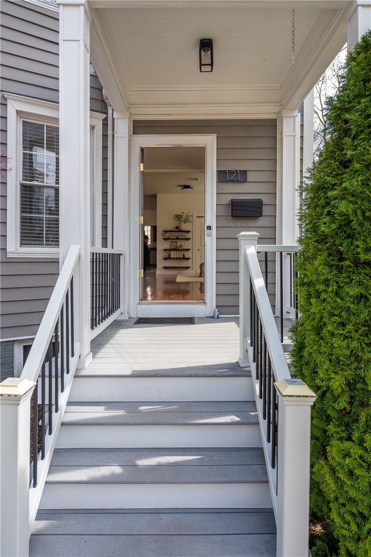 121 Governor Street, Unit 1 Providence, RI 02906 - Photo 3 of 33