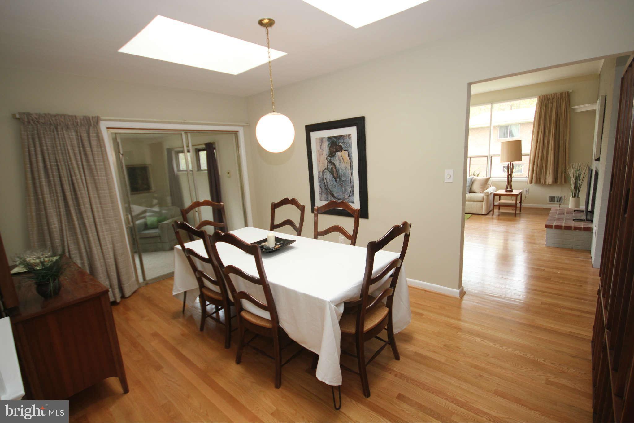 1775 Elton Road Silver Spring, MD 20903 - Photo 7 of 30 Dining Room