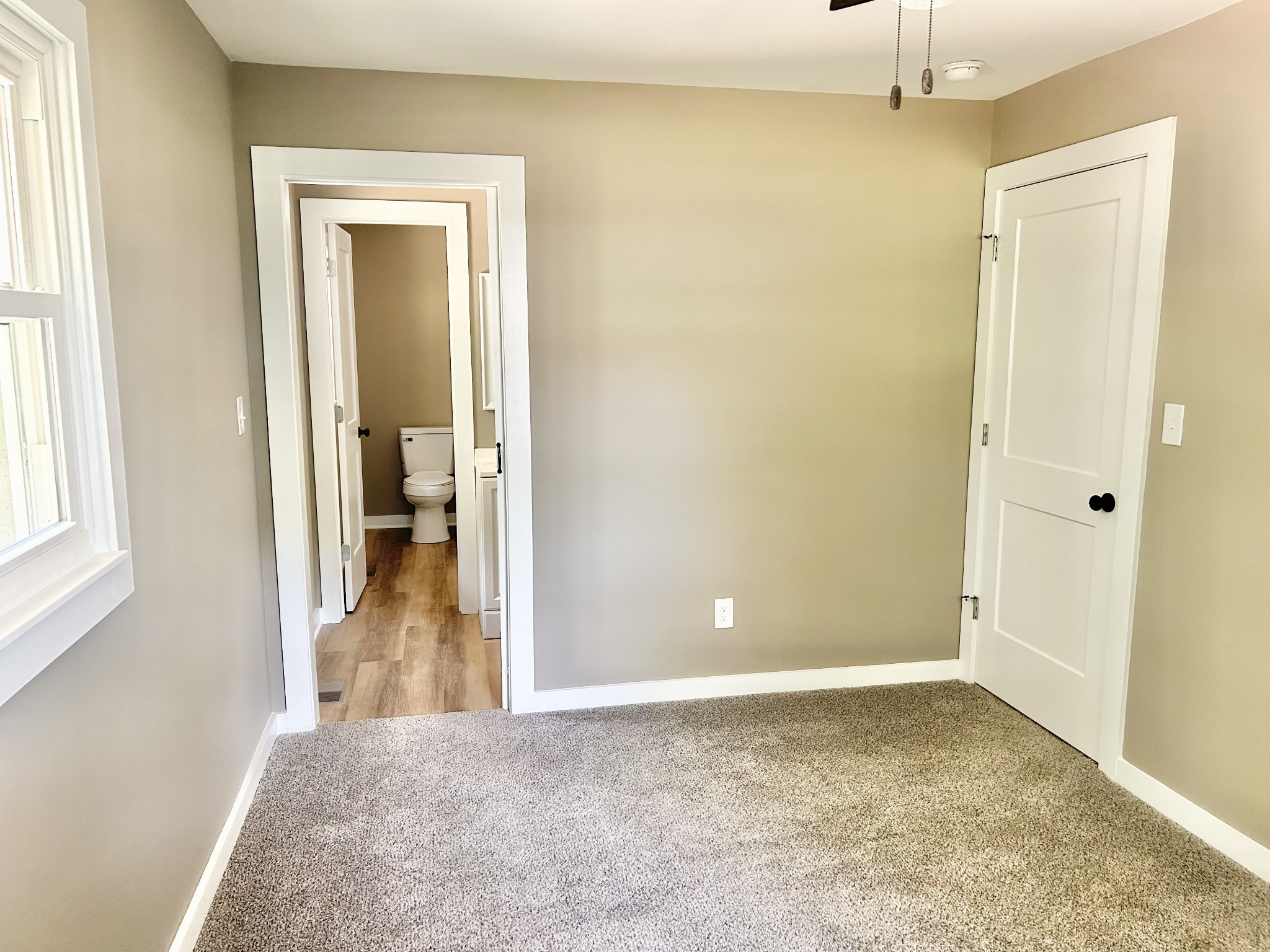 477 Pocahontas Road Morrison, TN 37357 - Photo 18 of 48 Primary bedroom #1 with a full bath!!