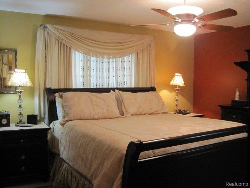 7531 Merritt Road Ypsilanti, MI 48197 - Photo 12 of 24 022.jpg