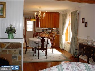 11 Ritter Lane Newark, DE 19711 - Photo 2 of 6 Dining Room