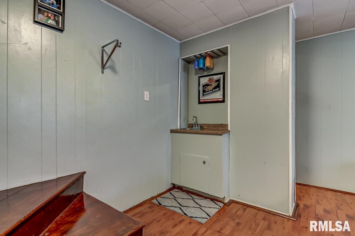 1508 West Governor Street Springfield, IL 62704 - Photo 17 of 40 Gallery Image 17