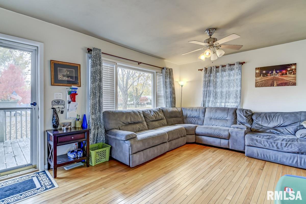 1508 West Governor Street Springfield, IL 62704 - Photo 8 of 40 Gallery Image 8