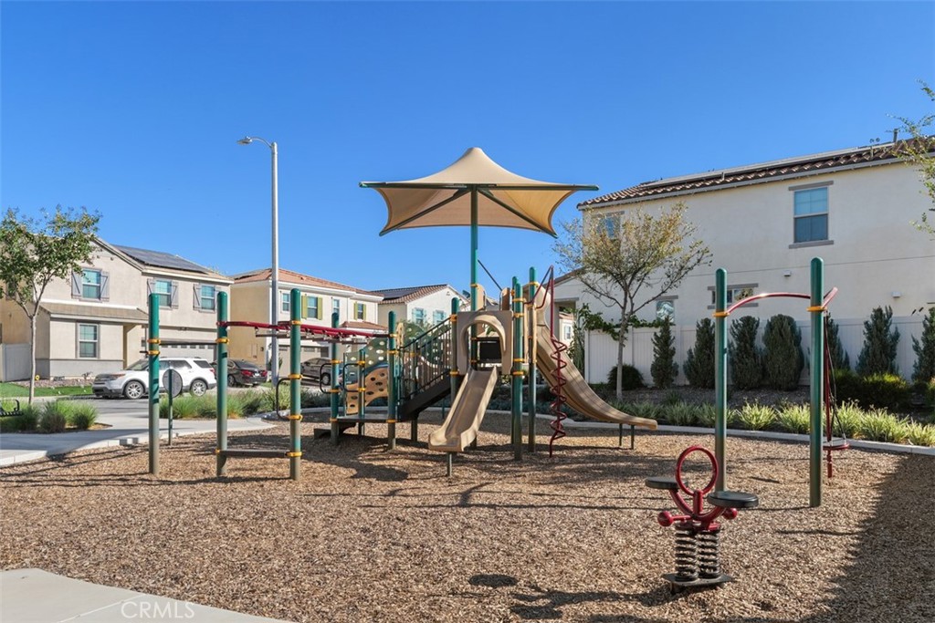 1035 West Clover Avenue Rialto, CA 92376 - Photo 25 of 29