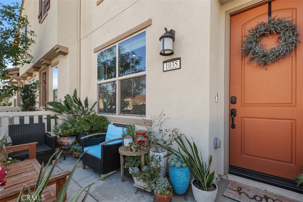 1035 West Clover Avenue Rialto, CA 92376 - Photo 5 of 29