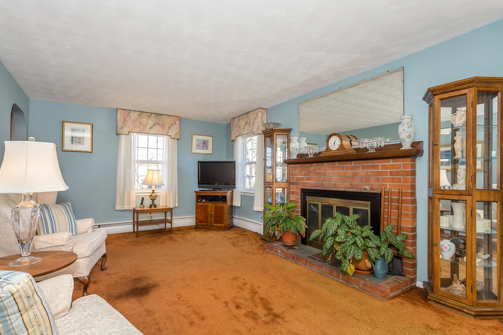11 Tilden Road Canton, MA 02021 - Photo 3 of 17