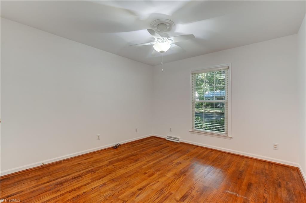 3003 Round Hill Road Greensboro, NC 27408 - Photo 17 of 36 Gallery Image 17