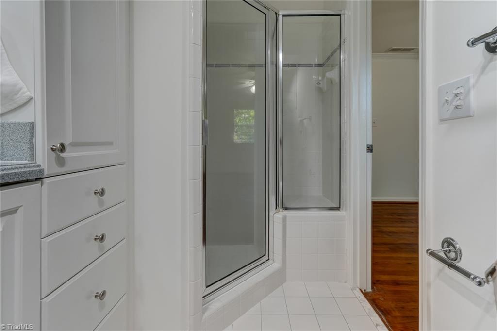 3003 Round Hill Road Greensboro, NC 27408 - Photo 19 of 36 Gallery Image 19