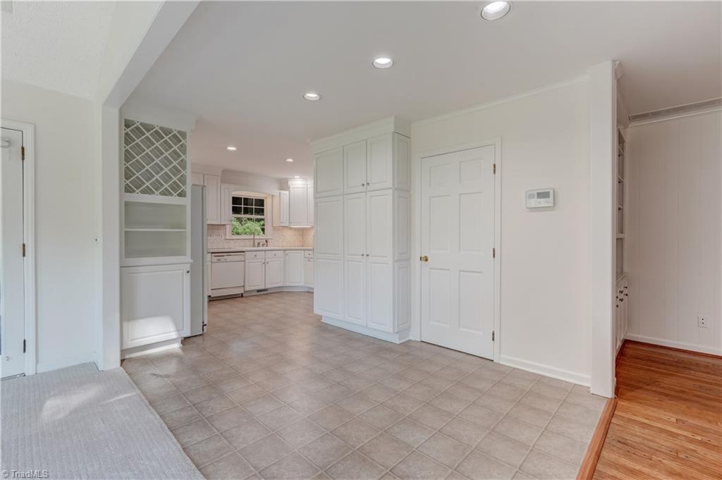 3003 Round Hill Road Greensboro, NC 27408 - Photo 29 of 36 Gallery Image 29