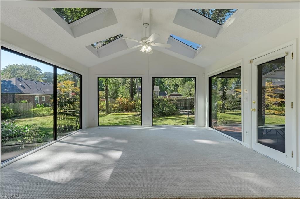 3003 Round Hill Road Greensboro, NC 27408 - Photo 5 of 36 Gallery Image 5