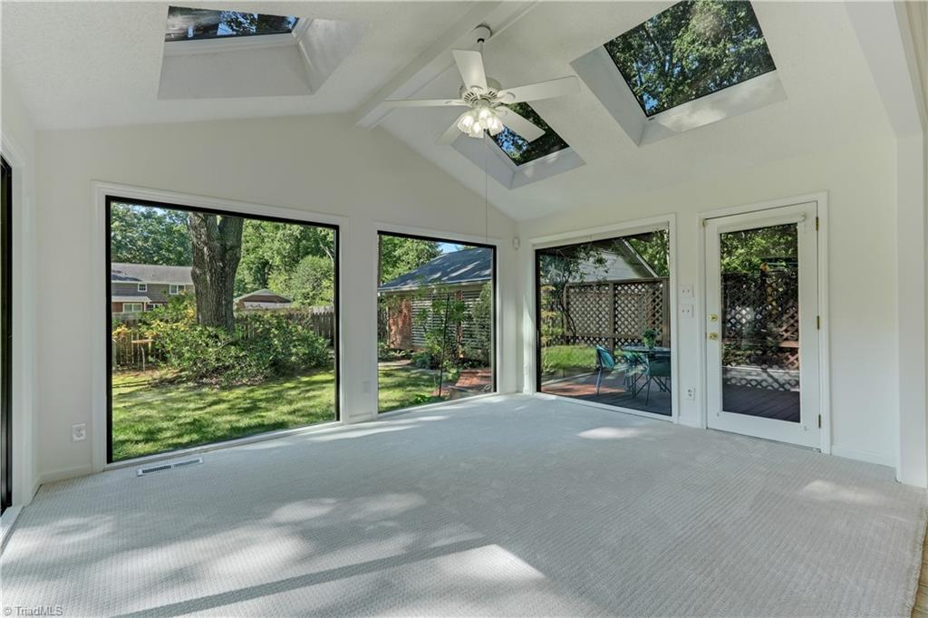 3003 Round Hill Road Greensboro, NC 27408 - Photo 6 of 36 Gallery Image 6