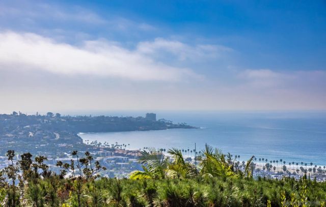 $7,500,000 | 8404 Prestwick Drive, La Jolla, CA 92037