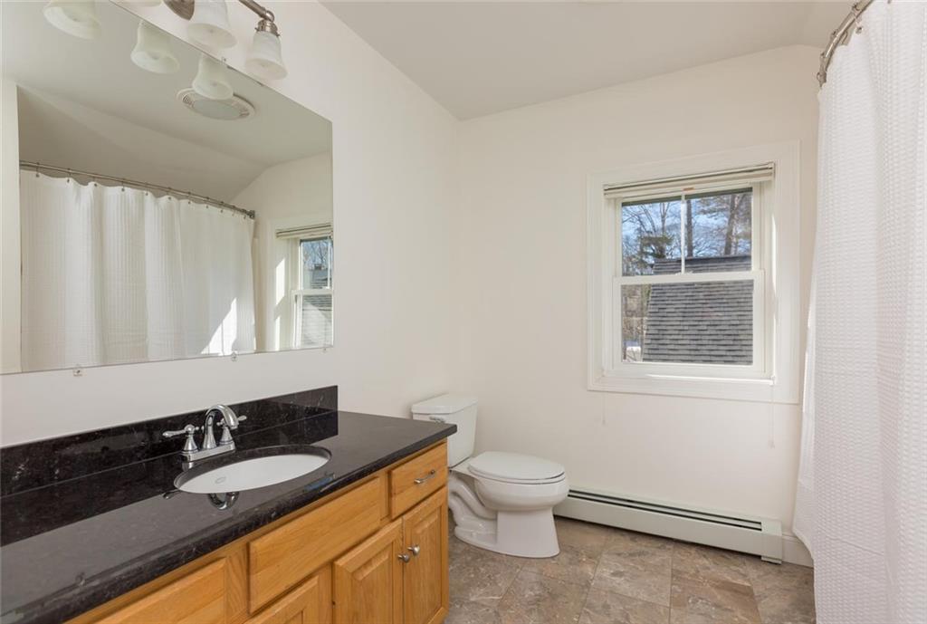 1 Avon Road Cape Elizabeth, ME 04107 - Photo 21 of 31 Full Bath with Washer/Dryer on...