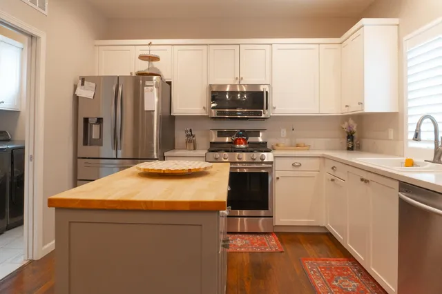 $420,000 | 2113 South Columbus Court, Visalia, CA 93277