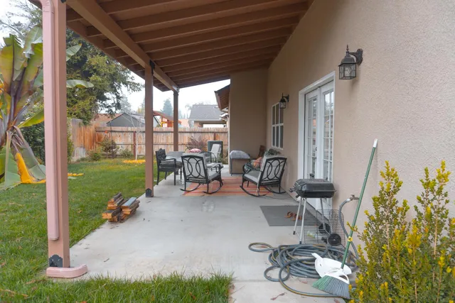 $420,000 | 2113 South Columbus Court, Visalia, CA 93277