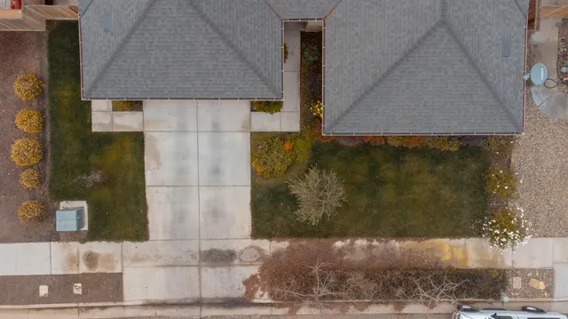 $420,000 | 2113 South Columbus Court, Visalia, CA 93277