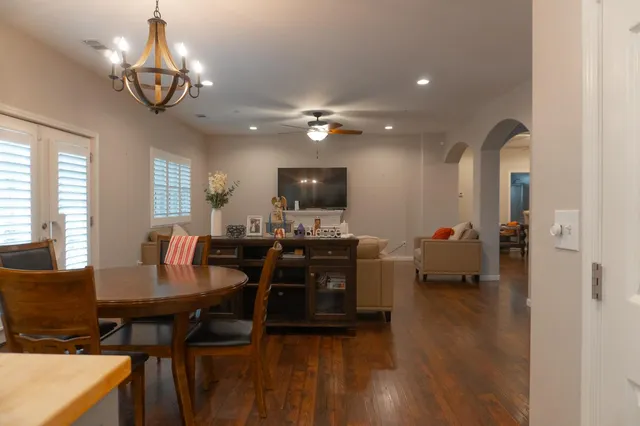 $420,000 | 2113 South Columbus Court, Visalia, CA 93277