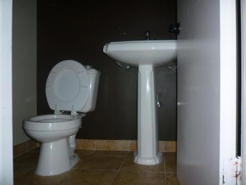 3140 Summers Road, Unit 14 Keego Harbor, MI 48320 - Photo 4 of 9 915745-3.JPG