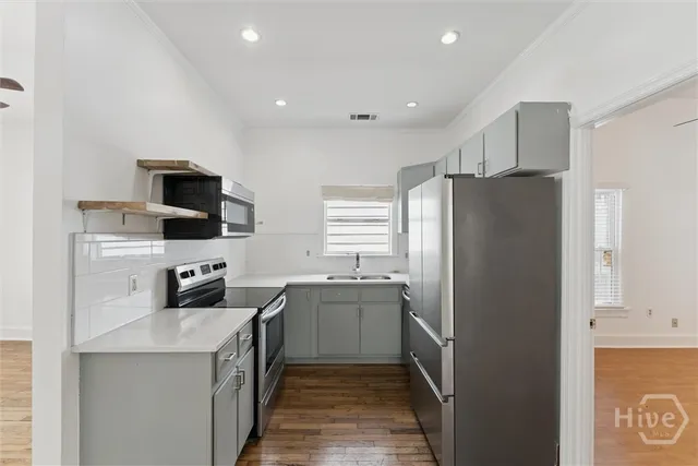 $3,000 | 1106 East Broad Street, Savannah, GA 31401