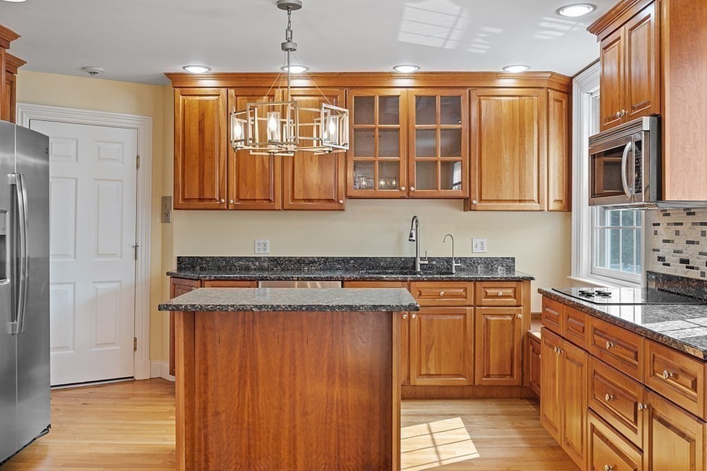 5 Porter Road, Unit 201 Andover, MA 01810 - Photo 8 of 36