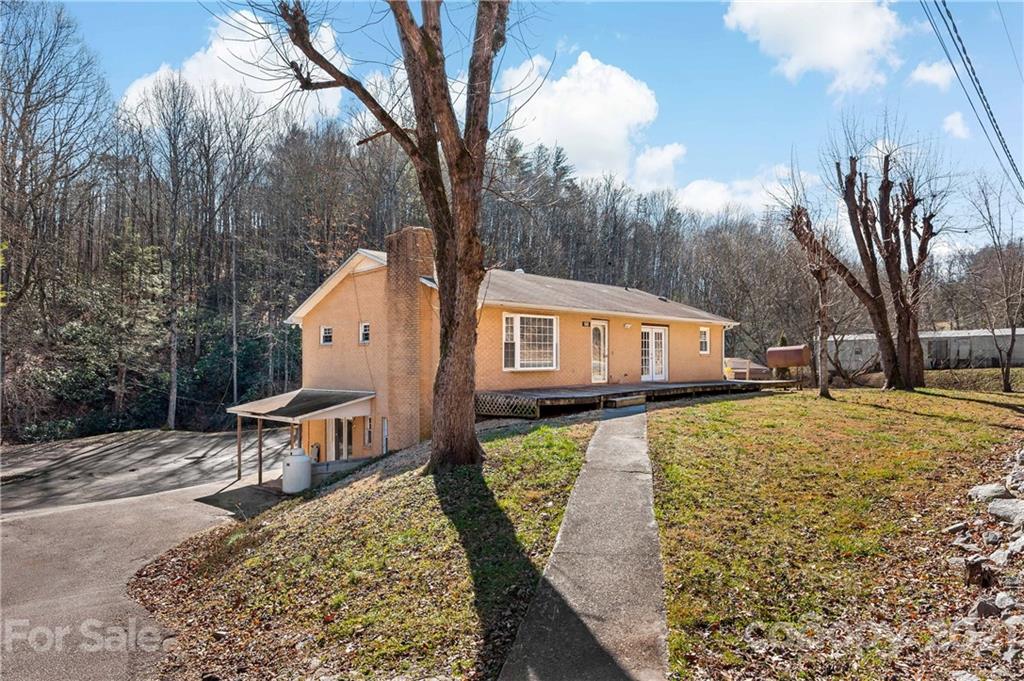 149 Finley Road Marion, NC 28752 - Photo 2 of 35 Gallery Image 2