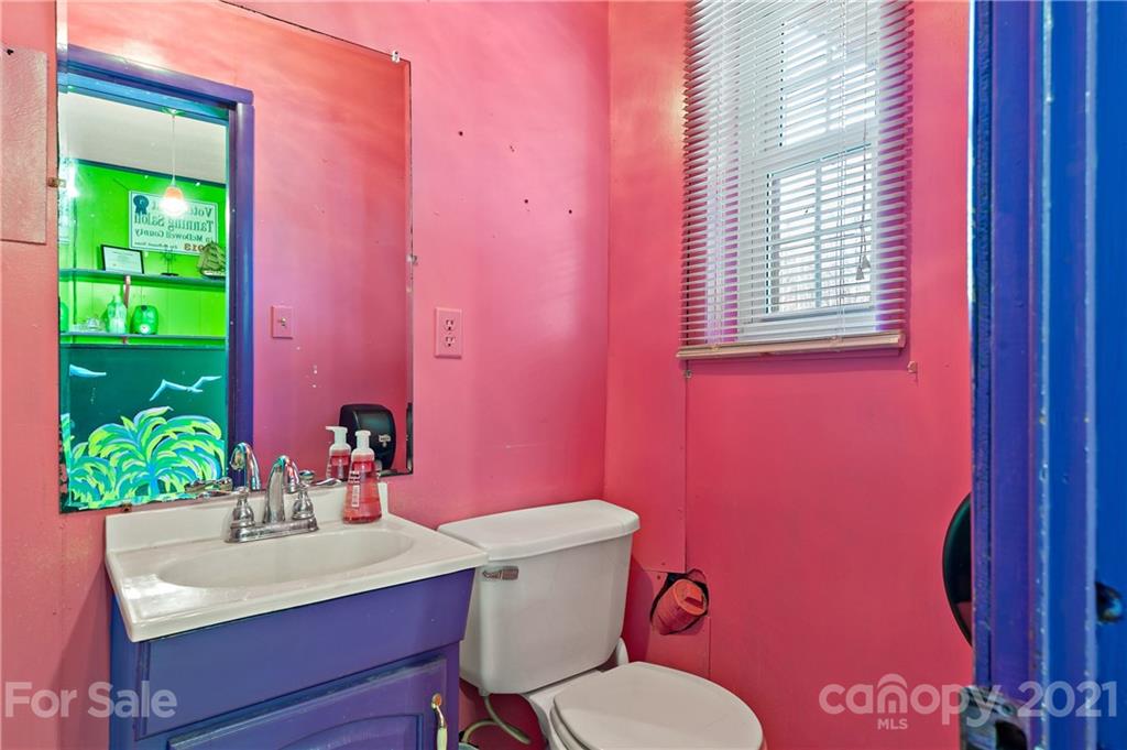 149 Finley Road Marion, NC 28752 - Photo 26 of 35 Gallery Image 26