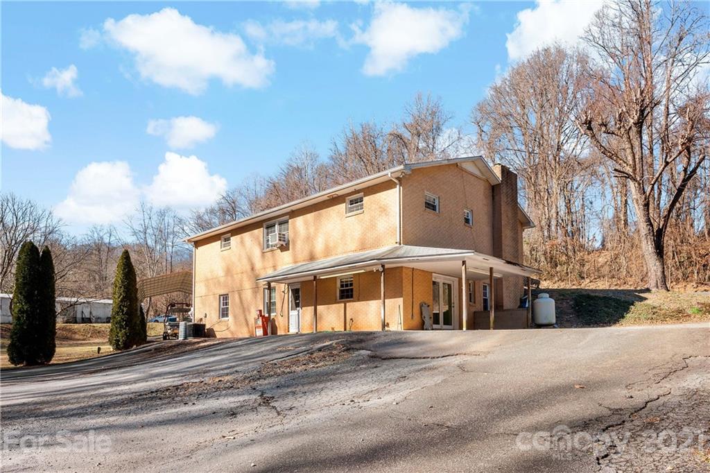 149 Finley Road Marion, NC 28752 - Photo 30 of 35 Gallery Image 30