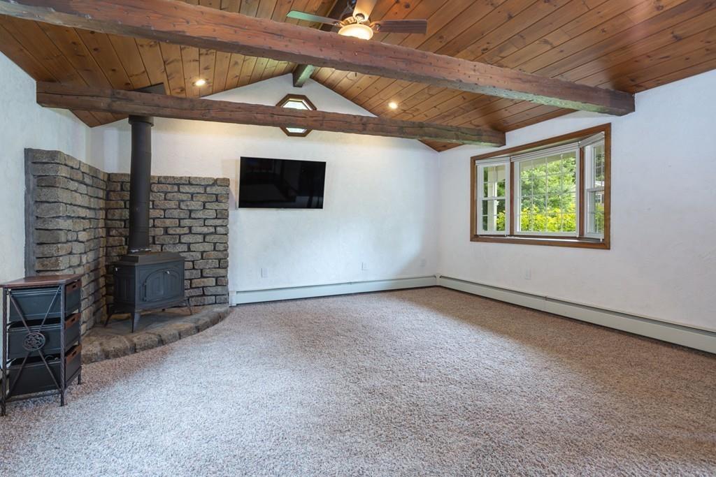 160 David Road Franklin, MA 02038 - Photo 3 of 40 Gallery Image 3