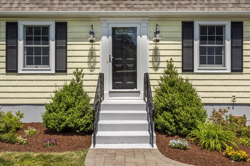 160 David Road Franklin, MA 02038 - Photo 38 of 40 Gallery Image 38