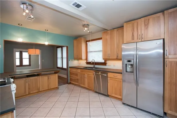 $4,500 | 1214 West 8th Street, Austin, TX 78703