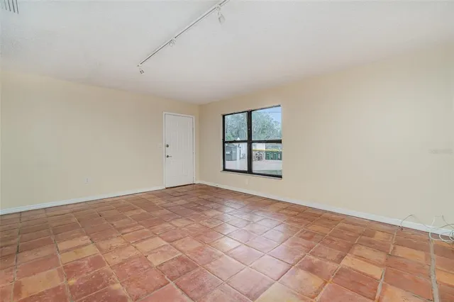 $199,900 | 4651 Summerwind Drive, Unit 26, Sarasota, FL 34234