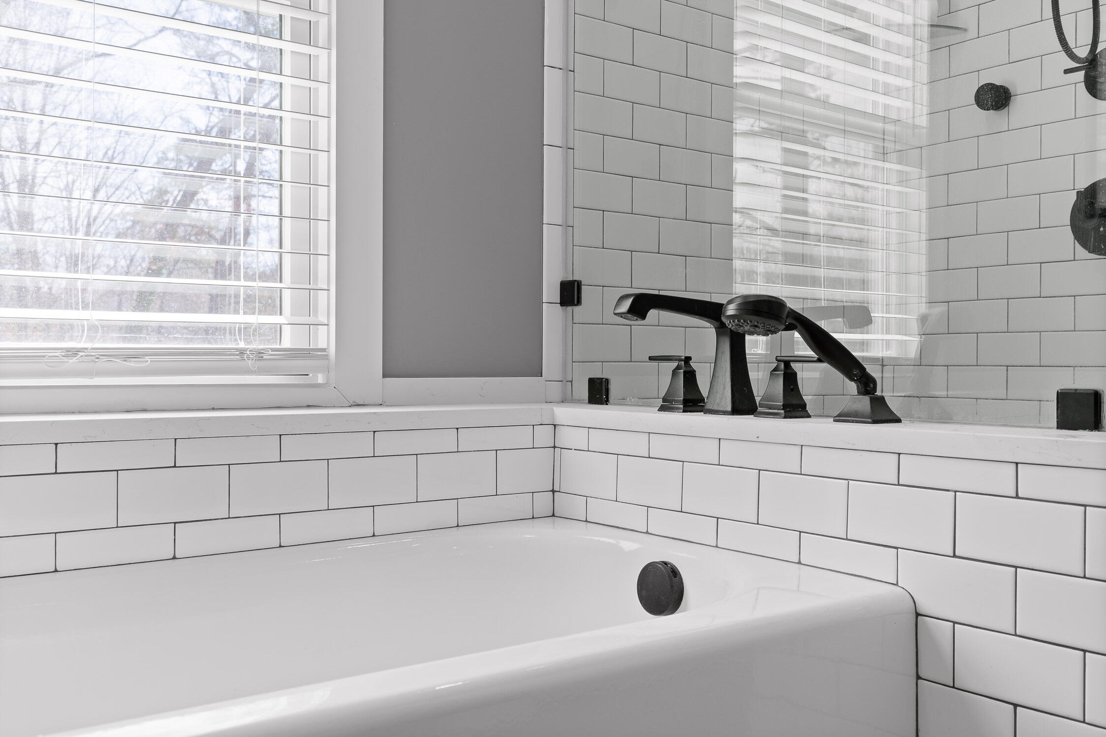 30 Maple Leaf Trail Lookout Mountain, GA 30750 - Photo 9 of 47 Primary Bath