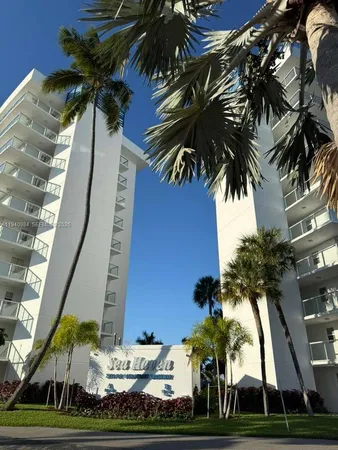 $1,750 | 2731 Northeast 14th Street, Unit 1009, Pompano Beach, FL 33062