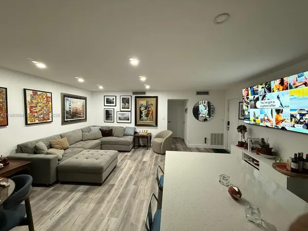 $1,750 | 2731 Northeast 14th Street, Unit 1009, Pompano Beach, FL 33062