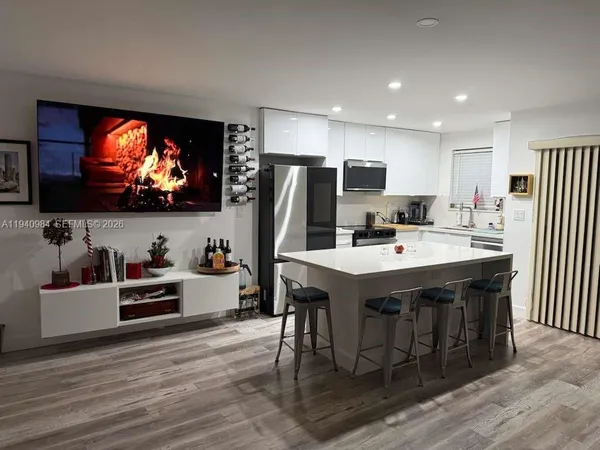 $1,750 | 2731 Northeast 14th Street, Unit 1009, Pompano Beach, FL 33062