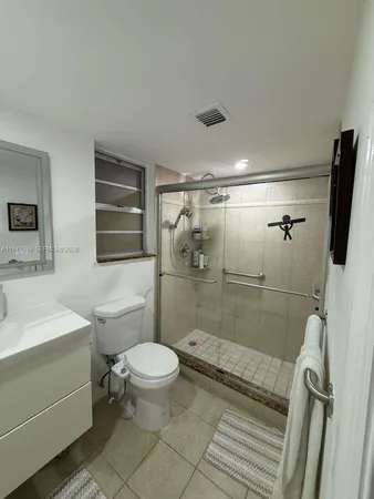 $1,750 | 2731 Northeast 14th Street, Unit 1009, Pompano Beach, FL 33062