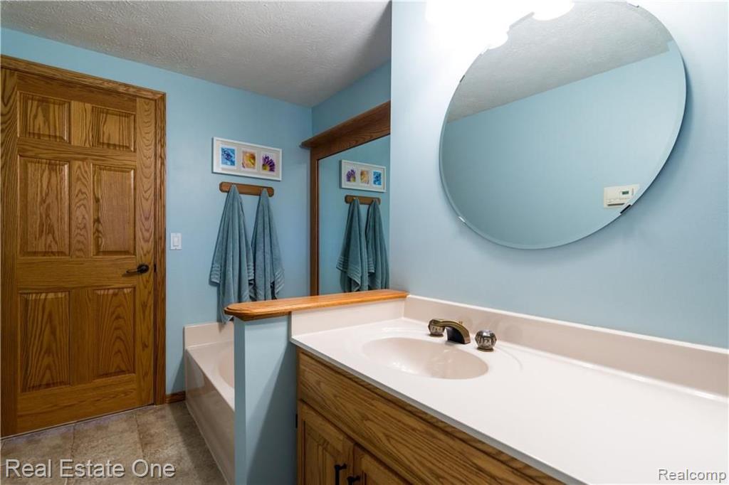37230 Judd Road New Boston, MI 48164 - Photo 42 of 53