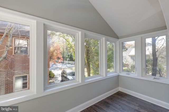 $1,000,000 | 6341 Old Dominion Drive, McLean, VA 22101